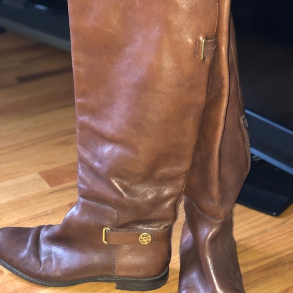Coach	Tall Boot	8.5	Brown	Excellent Condition - Picture 1 of 4